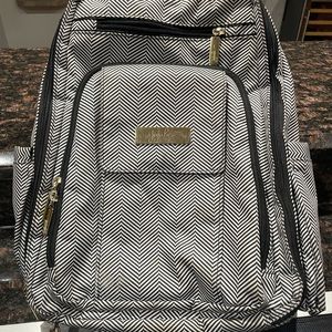 Jujube Queen of the Nile Diaper Bag lightly used